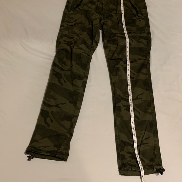 Abercrombie & Fitch Camouflage 4-Pocket Pants - Picture 7 of 7